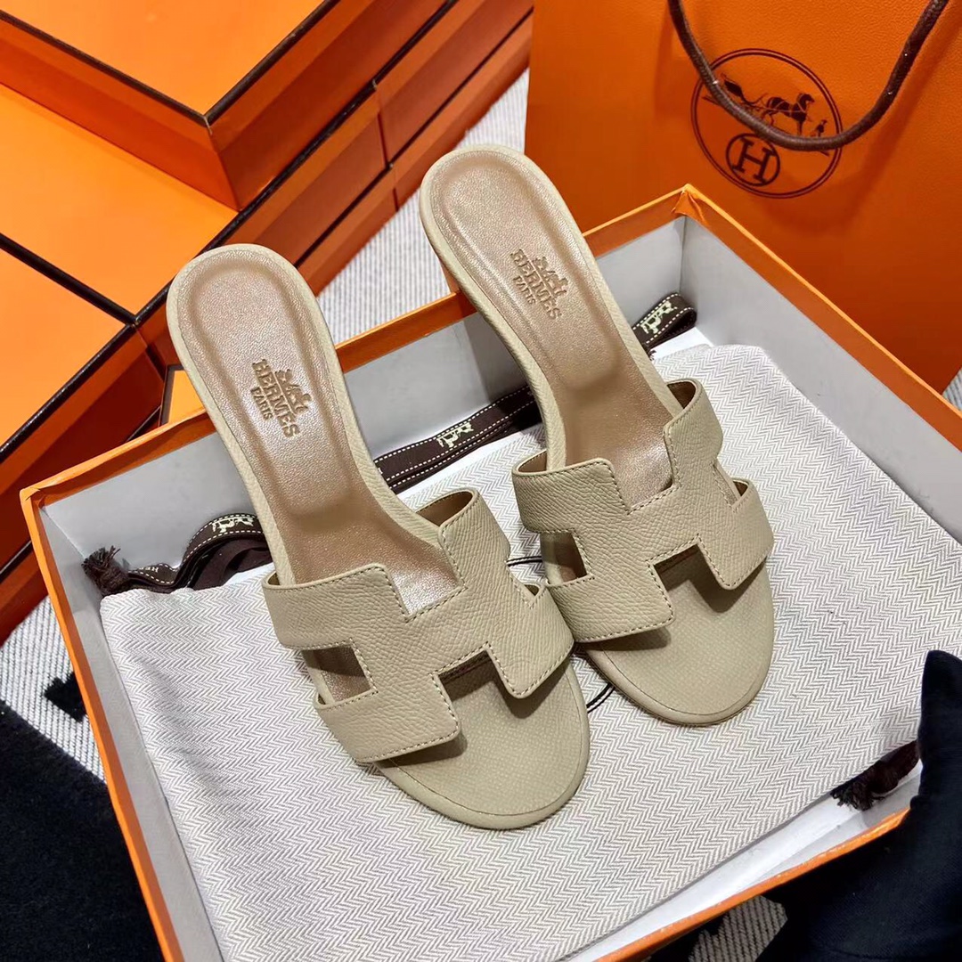 에르메스 올수공 오아시스 슬리퍼 샌들 앱송 65